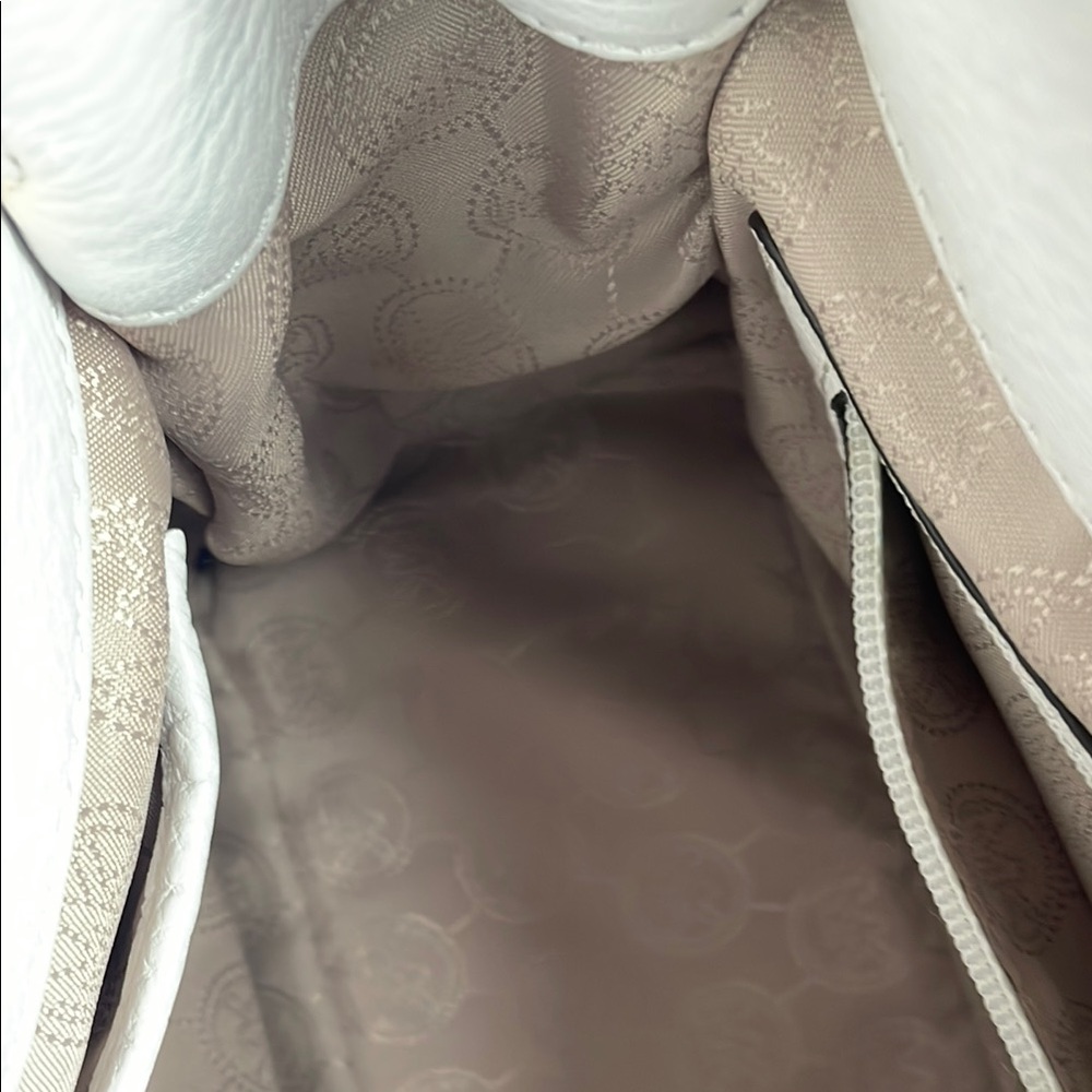 Michael Kors White and Gold Satchel bag leather - Picture 8 of 12
